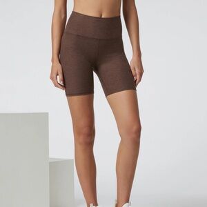 Vuori - clean elevation shorty shorts, L